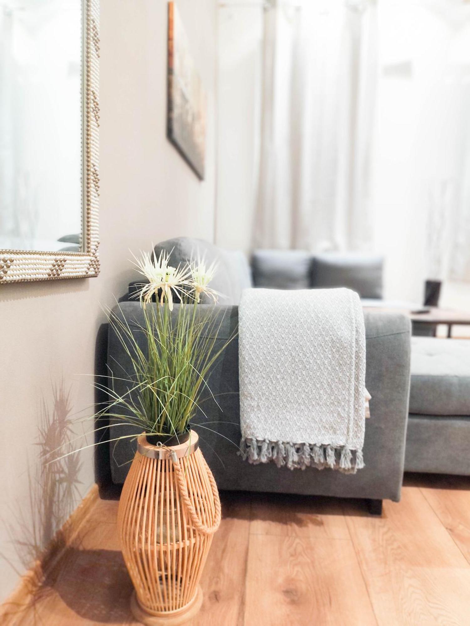 Cozy 2 In Location With Free Parking Wiedeń