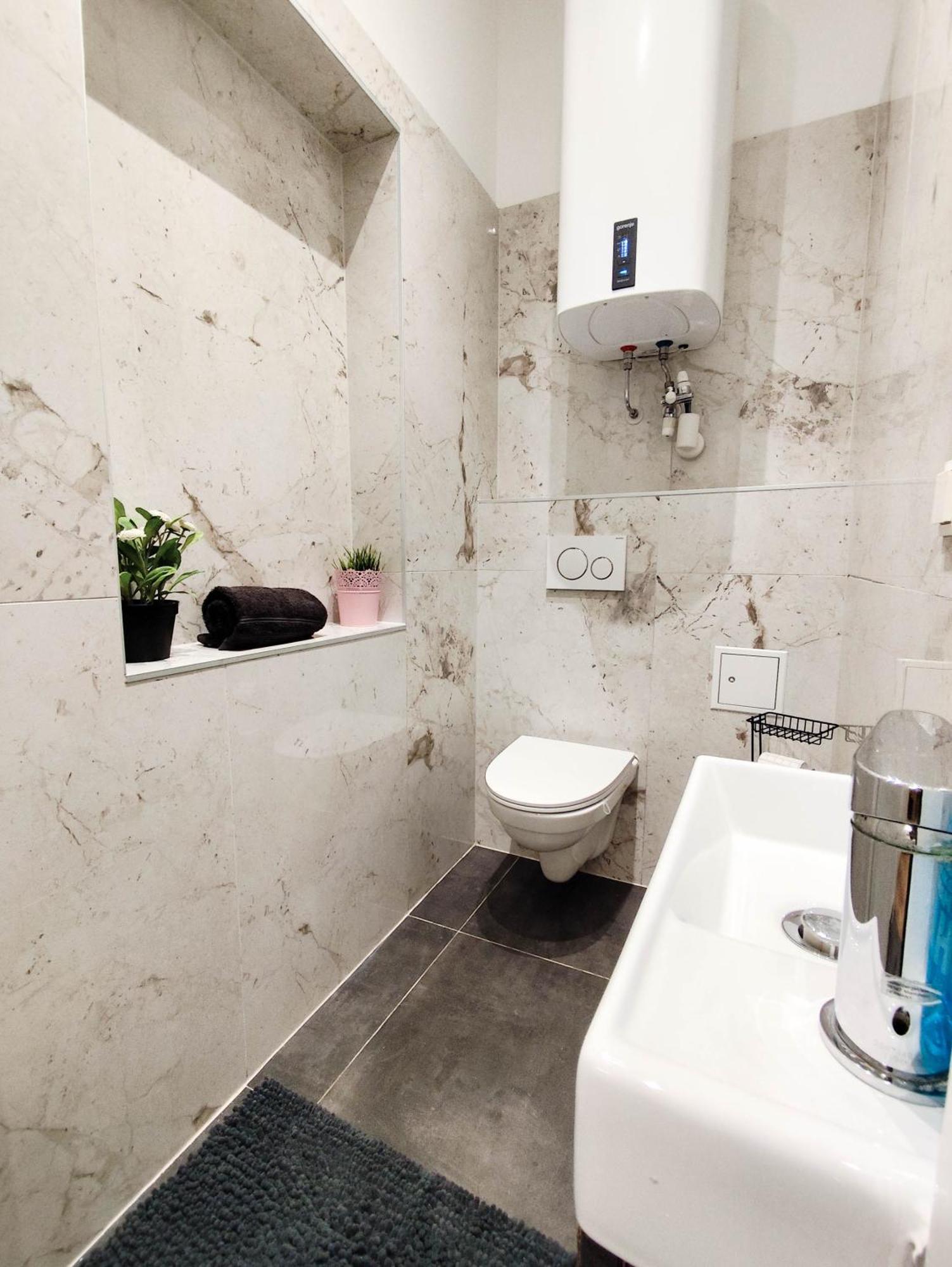 Apartament Cozy 2 In Location With Free Parking